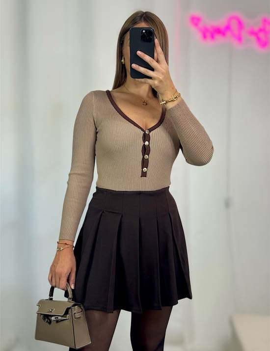 Body brown