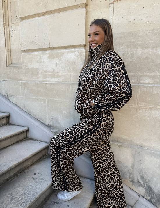 Ensemble Jogging léopard