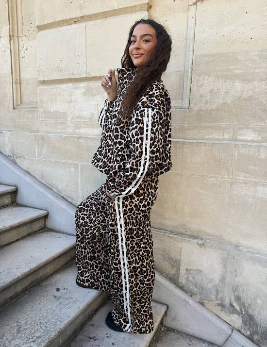 Ensemble Jogging léopard