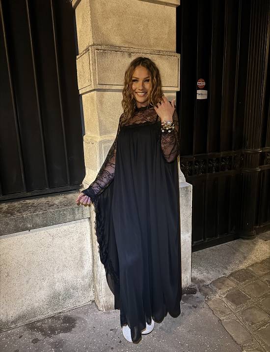 Robe dentelle papillon